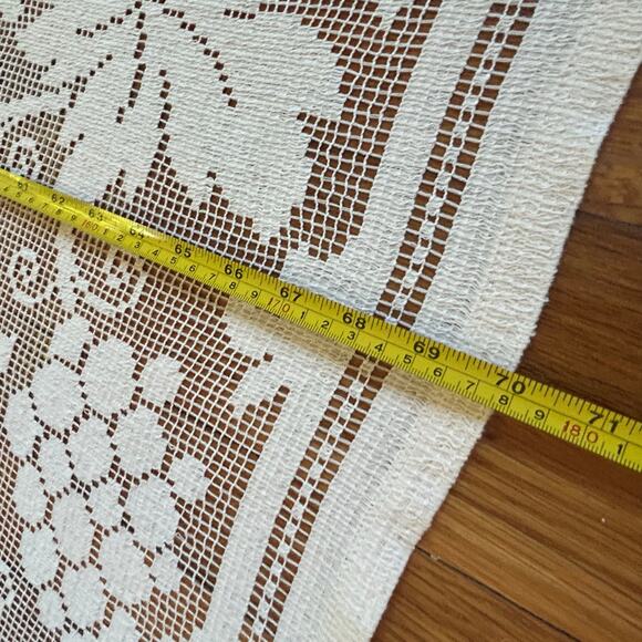 Vintage Lace Tablecloth Beige Grape Leaf Design Rectangular Dining Decor - Picture 12 of 12